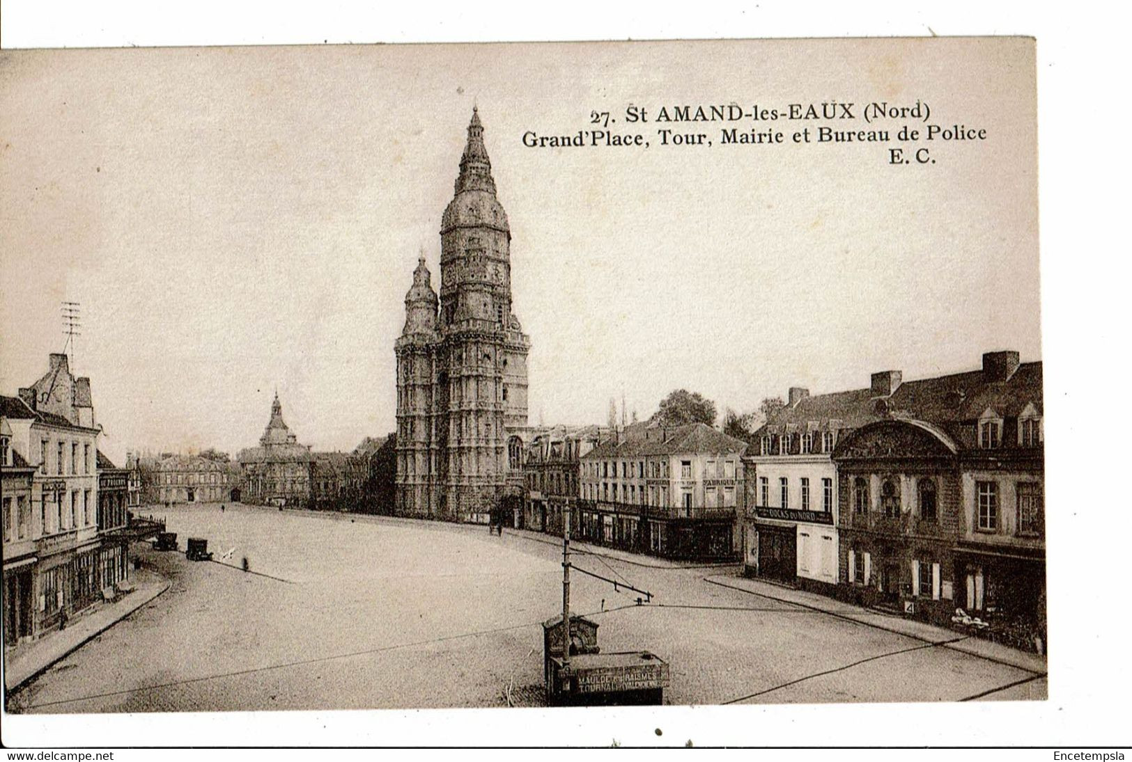 CPA-Carte Postale-France-Saint Amand les Eaux- Grand Place,Tour,Mairie et Police VM27201mo