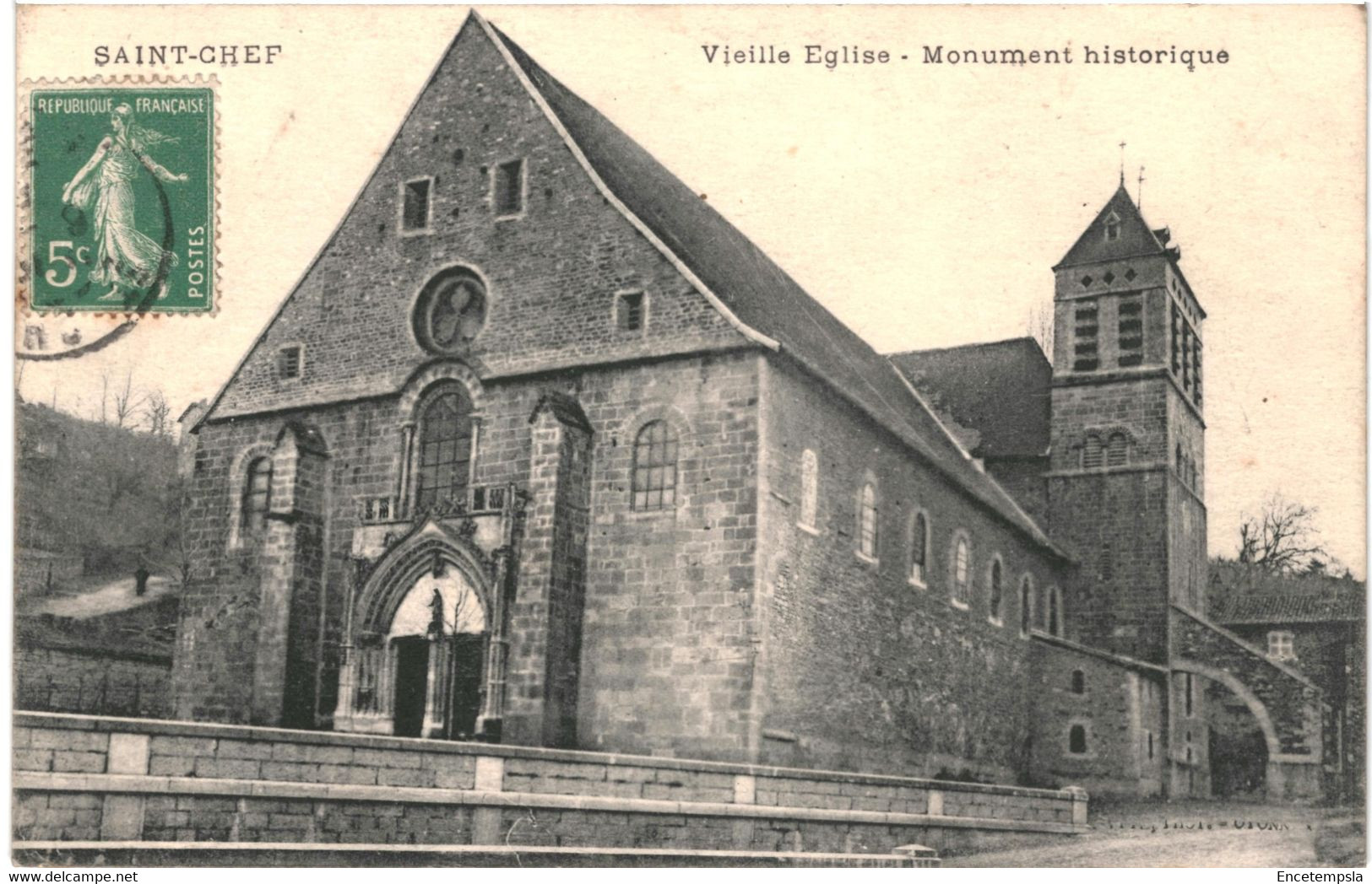 CPA carte postale France  Saint-Chef  Vieille église Monument Historique 1919 VM611078