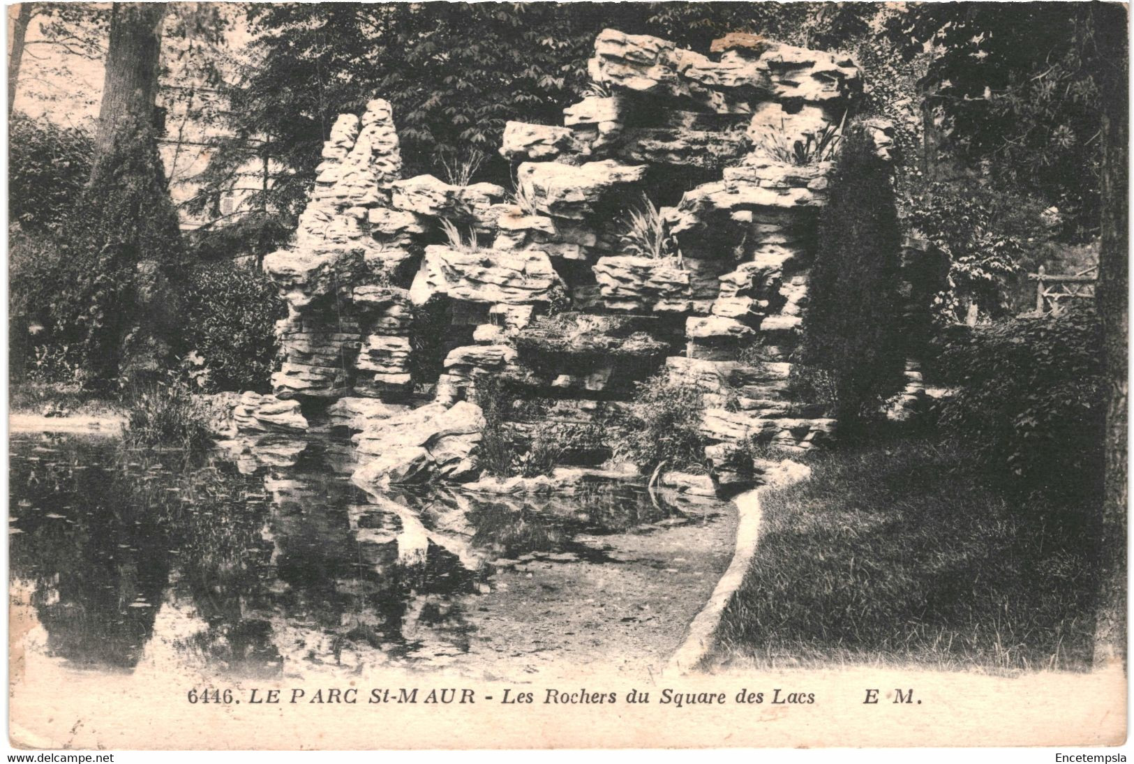 CPA-Carte Postale France  Saint-Maur-des-Fossés Parc St Maur Rochers du square des Lacs  VM55937