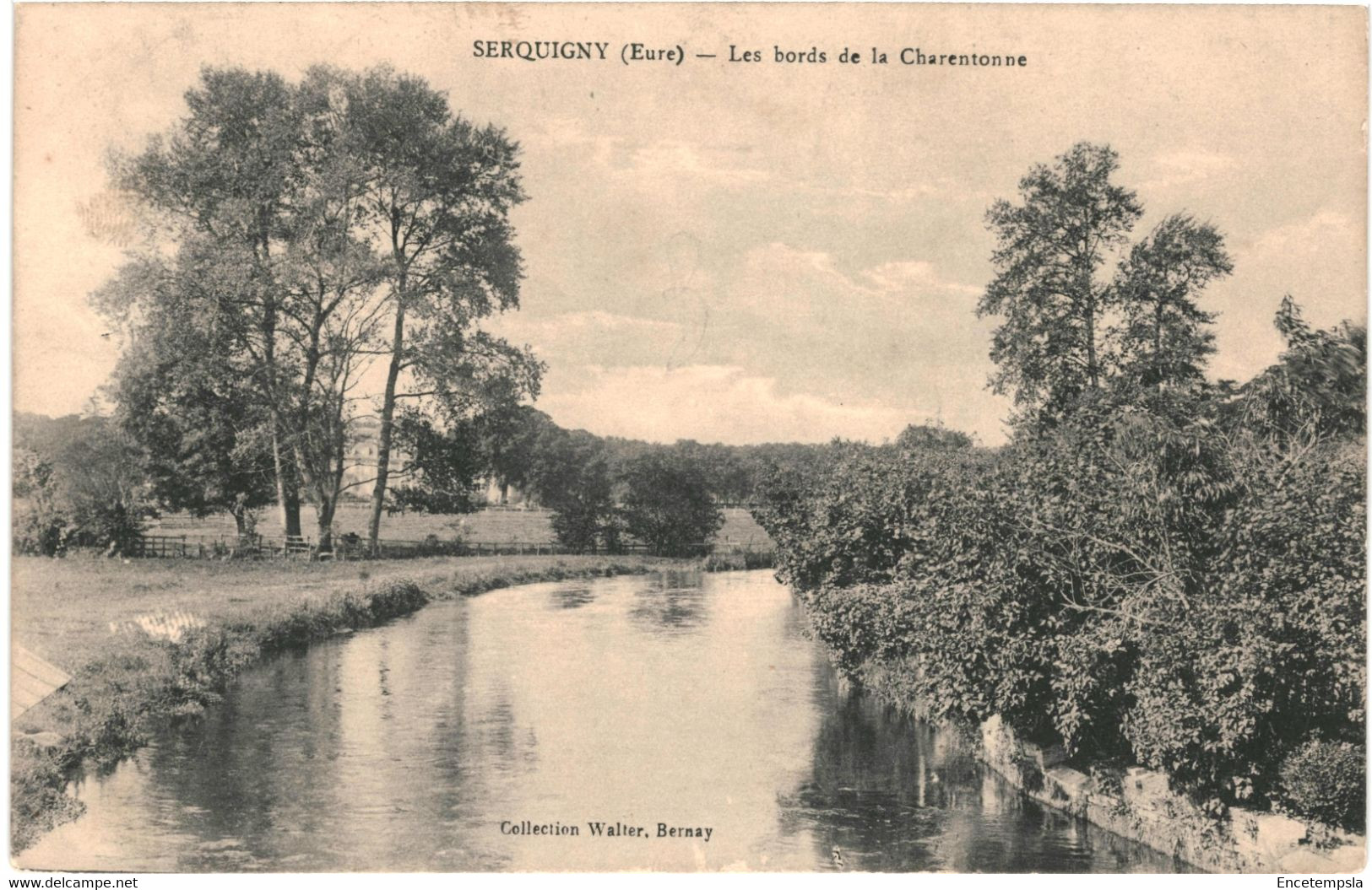 CPA carte postale France  Serquigny  Bords de la Charentonne  VM61102