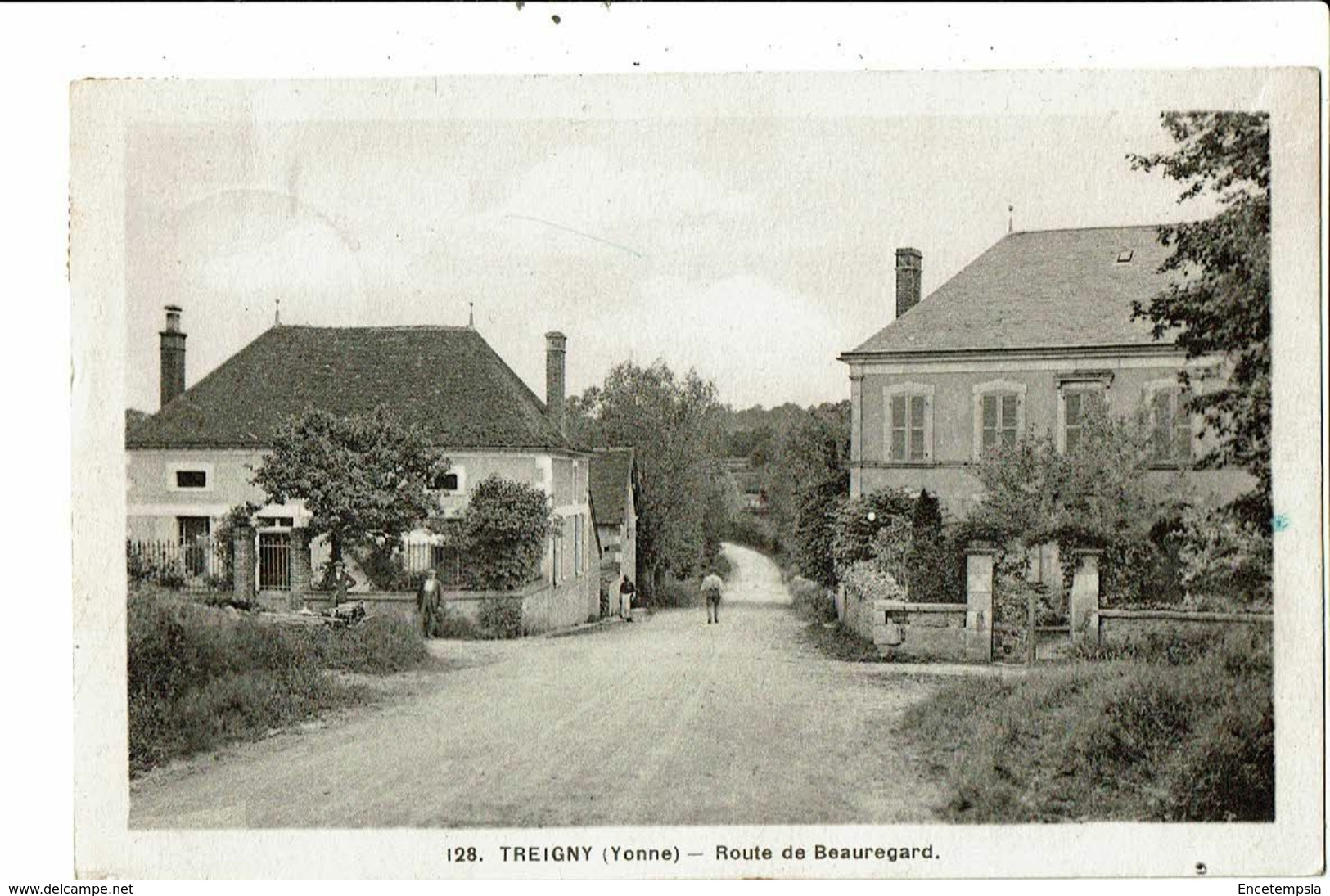 CPA- Carte Postale France-Treigny-Route de Beauregard -1952- VM19603