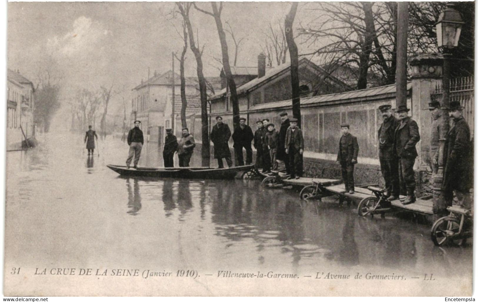 CPA Carte Postale France Villeneuve-la-Garenne Crue de la Seine 1910 Avenue de Genneviers  VM99302