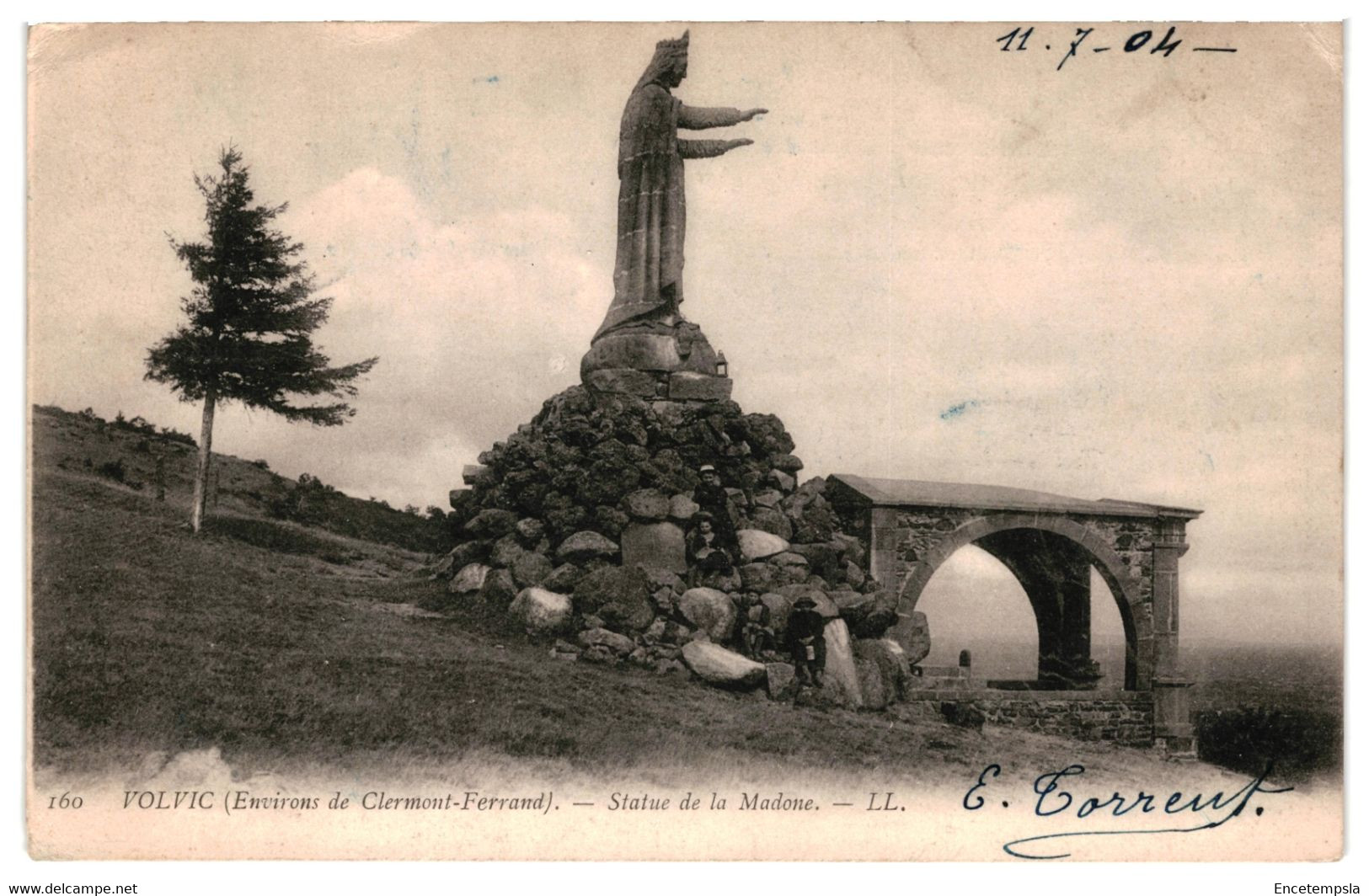 CPA-Carte Postale France-Volvic Statue de la Madone 1904 VM33675at
