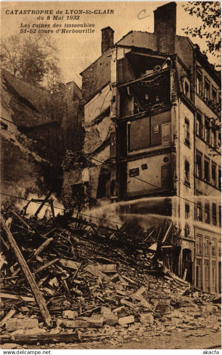CPA Catastrophe de LYON St-JEAN du 8 Mai 1932 (470122)