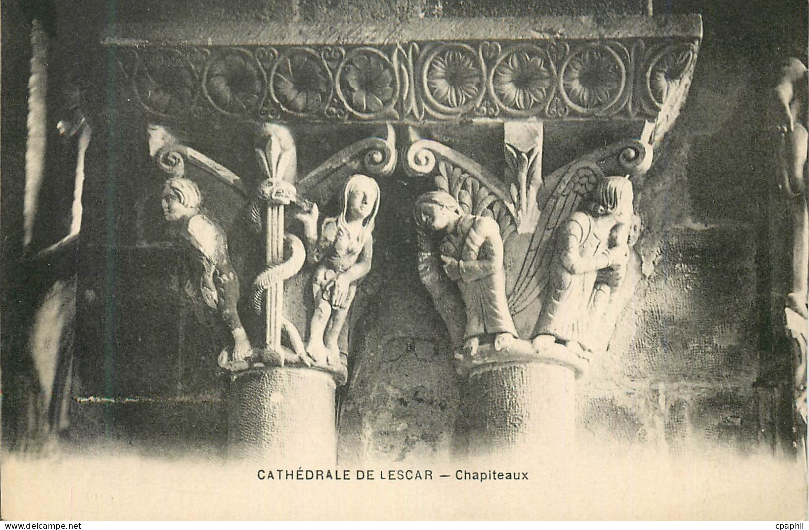 CPA Cathedrale de Lescar Chapiteaux
