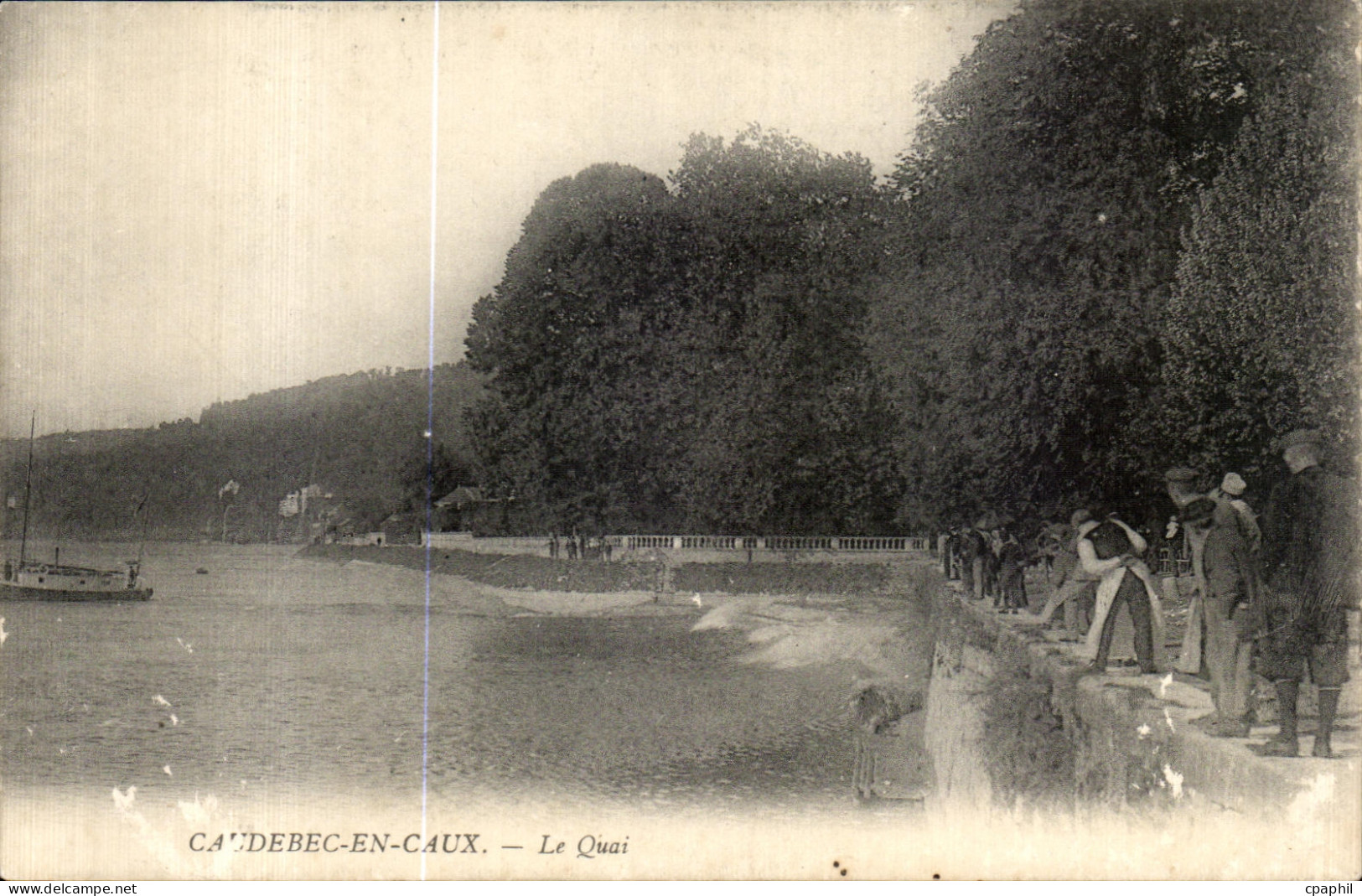 CPA Caudebec en Caux Le Quai