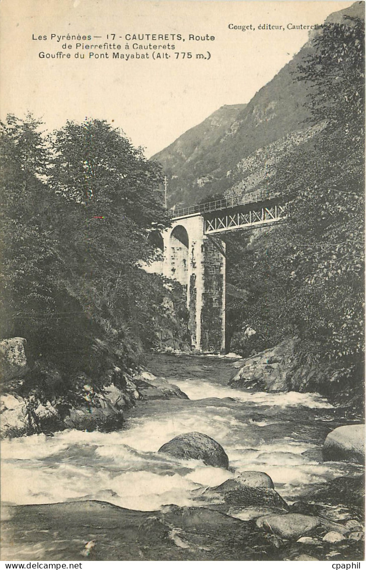 CPA Cauterets Route de Pierrefitte a Cauterets Gouffre du Pont Mayabat
