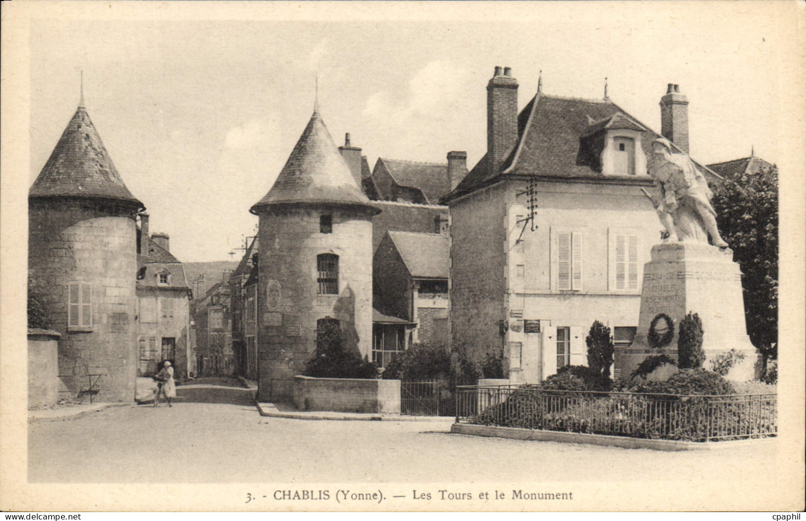 CPA Chablis Les Tours Et Le Monument