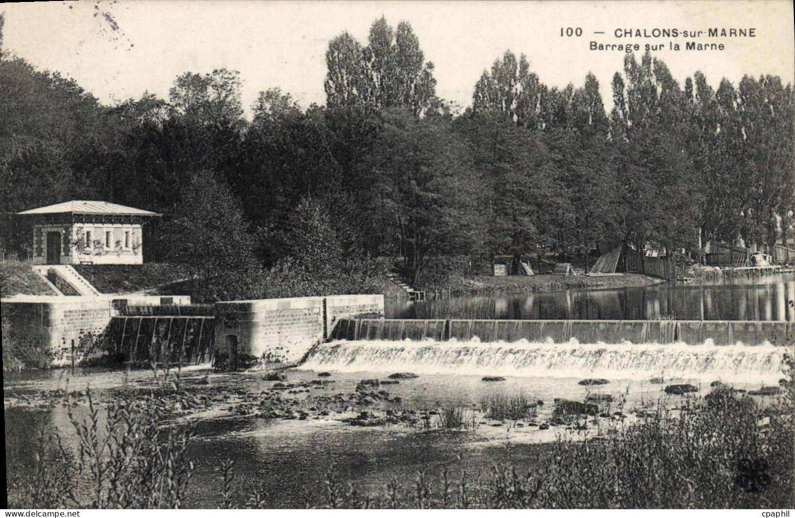 CPA Chalons sur Marne Barrage sur la Marne