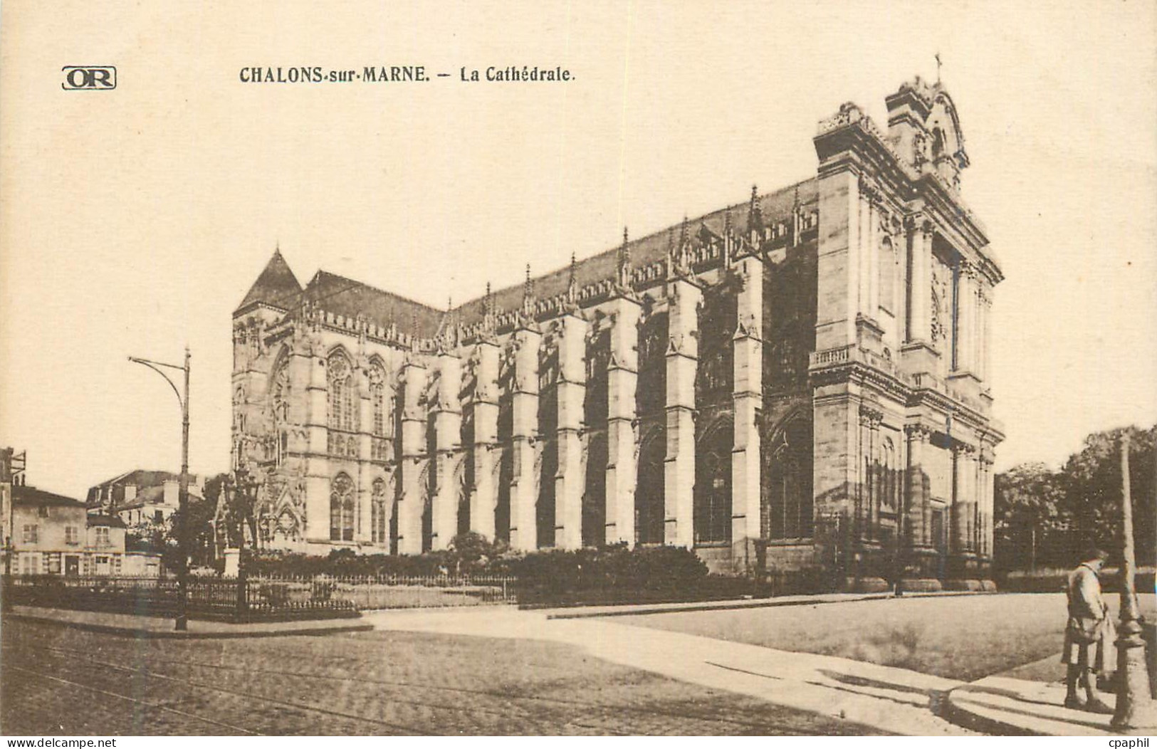 CPA Chalons sur Marne La Cathedrale