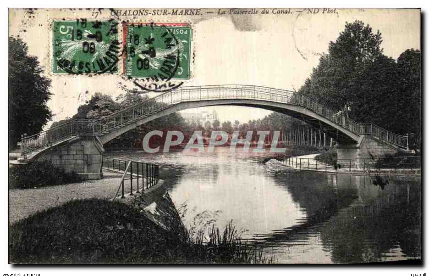 CPA Chalons Sur Marne La passerelle du Canal