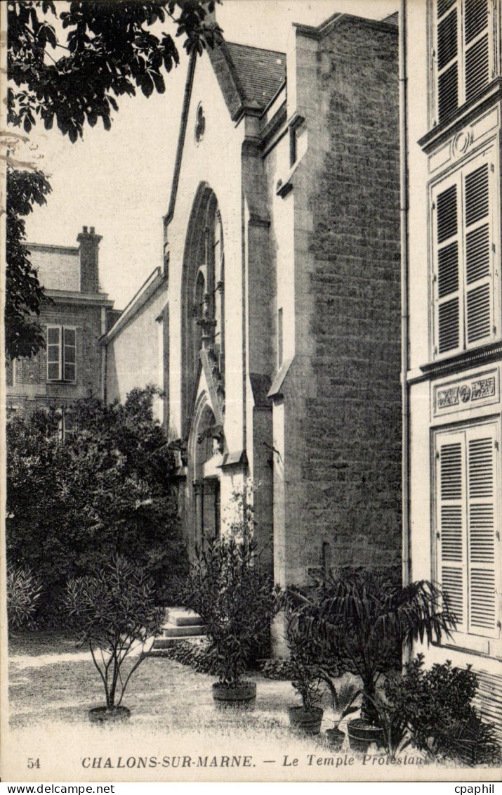 CPA Chalons sur Marne Le temple protestant