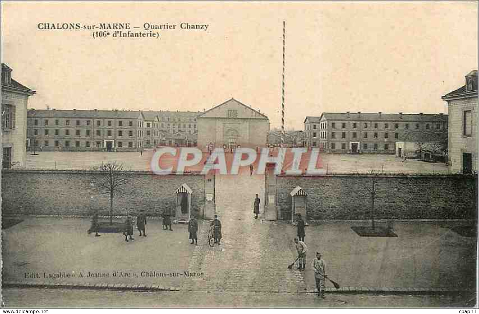 CPA Chalons sur Marne Quartier Chanzy Militaria