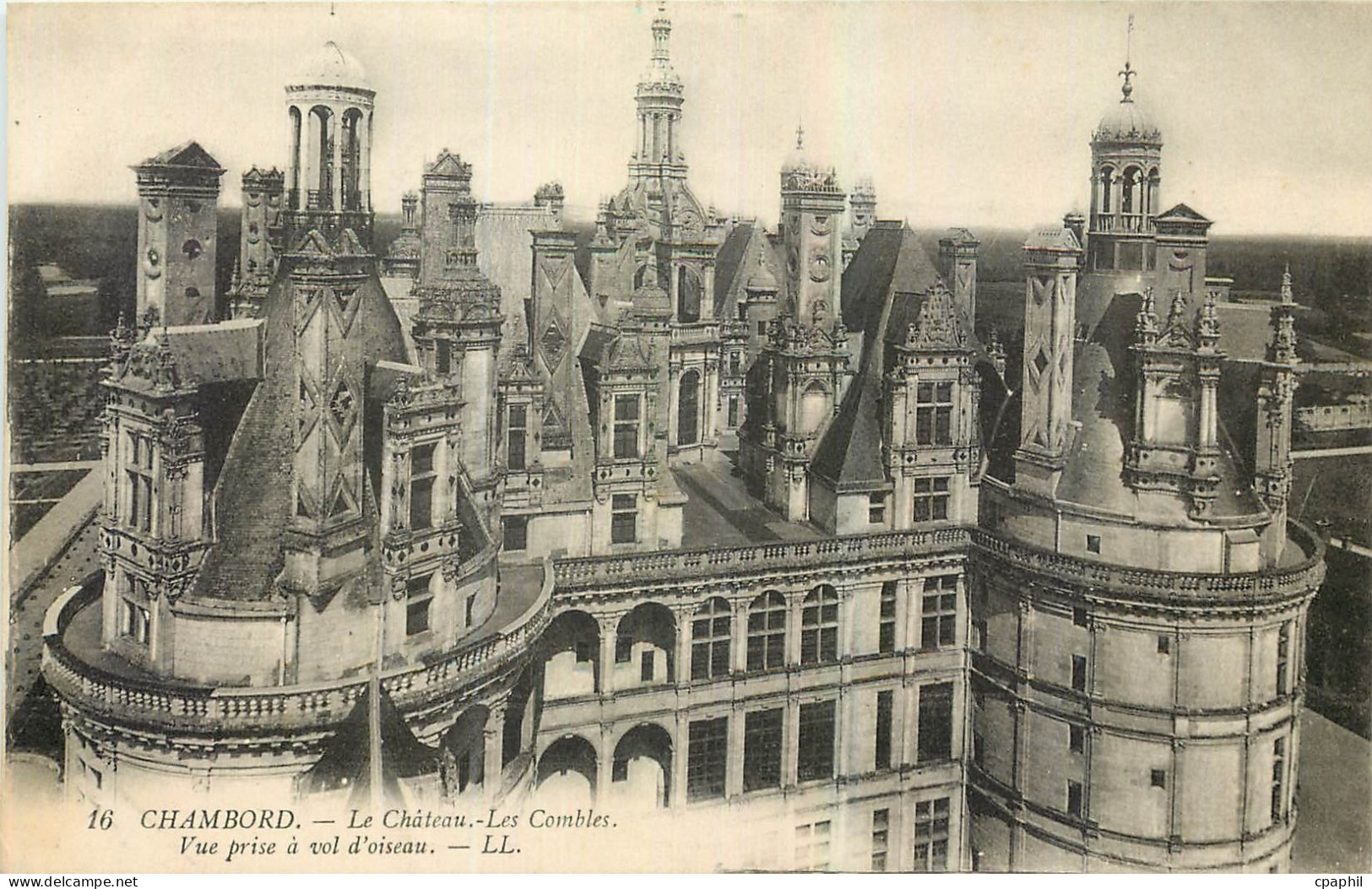 CPA Chambord Le Chateau Les Combles