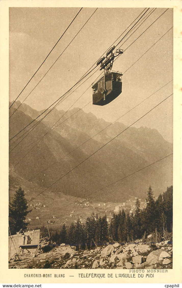 CPA Chamonix Mont Blanc teleferique de l'Aiguille du Midi