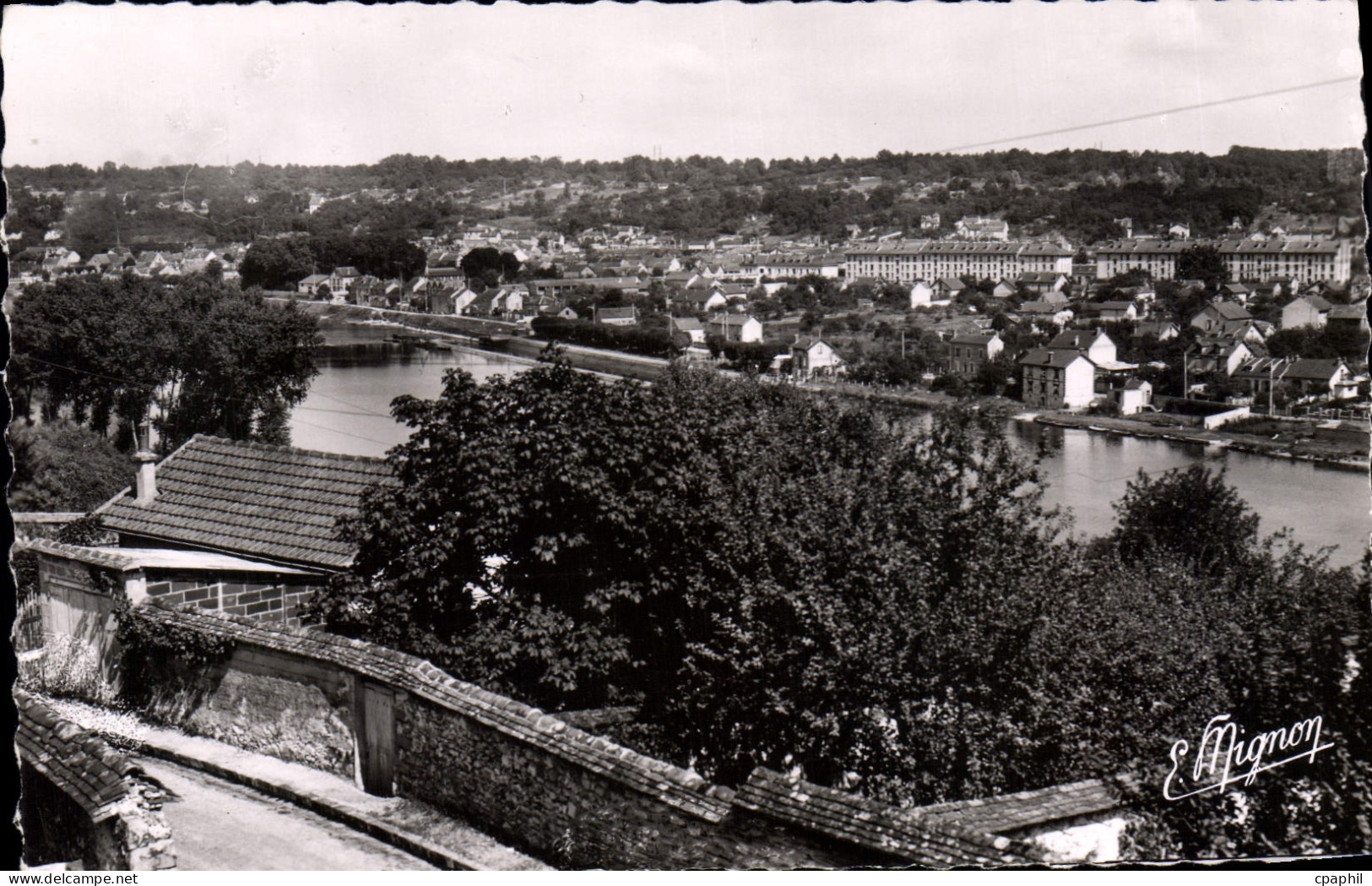 CPA Champagne Sur Seine Vue Generale