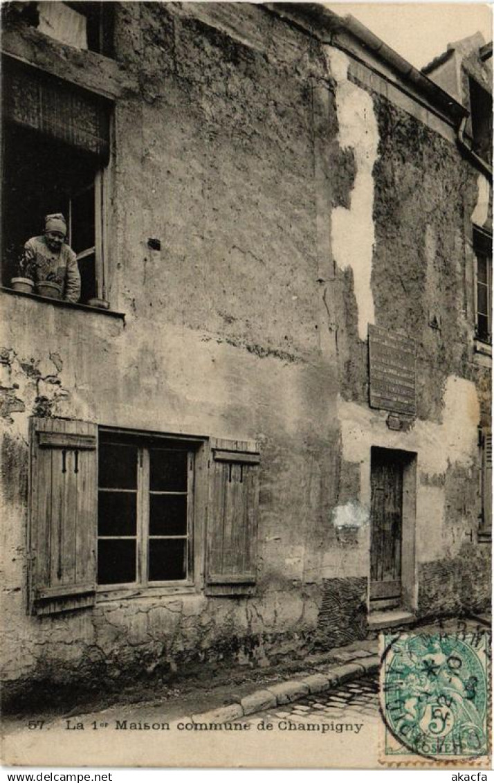 CPA CHAMPIGNY La 1er Maison commune de CHAMPIGNY (671807)