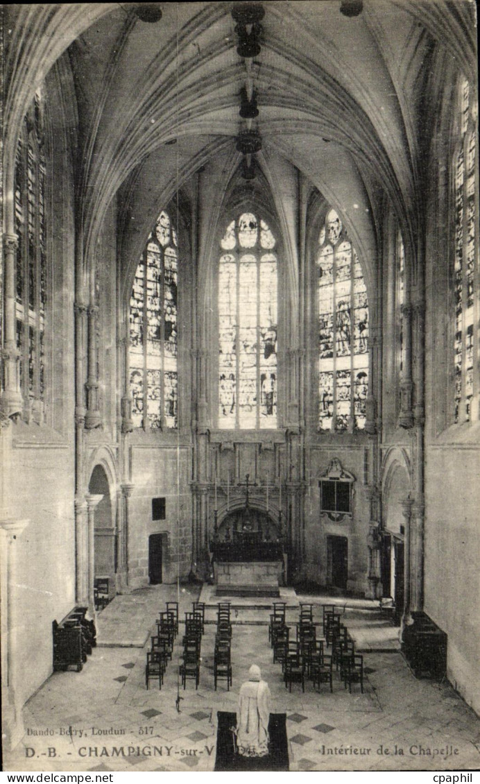 CPA Champigny Sur Veude Interieur de la Chapelle