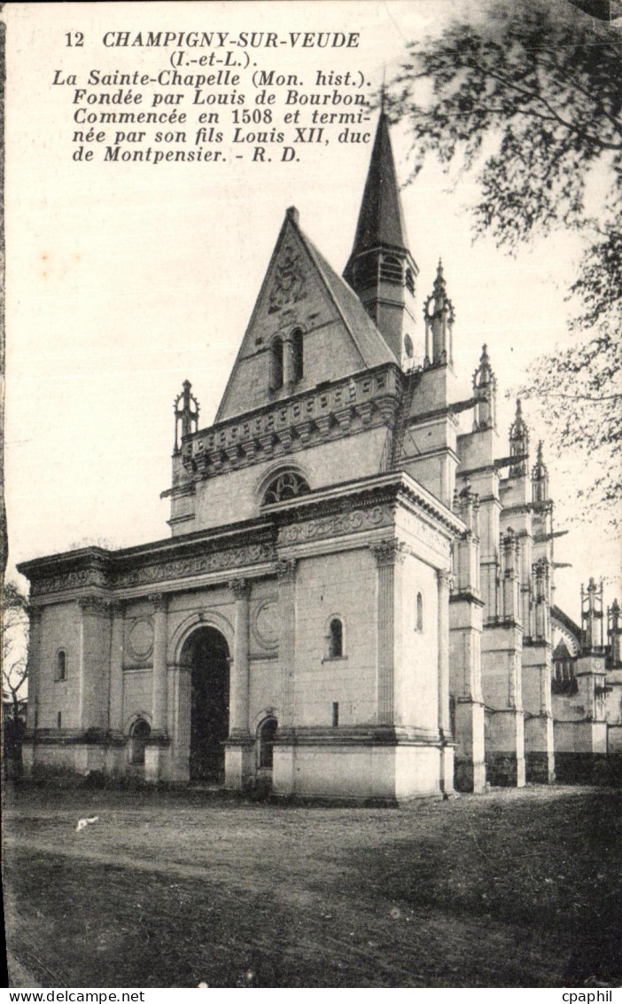 CPA Champigny sur Veude La Sainte Chapelle
