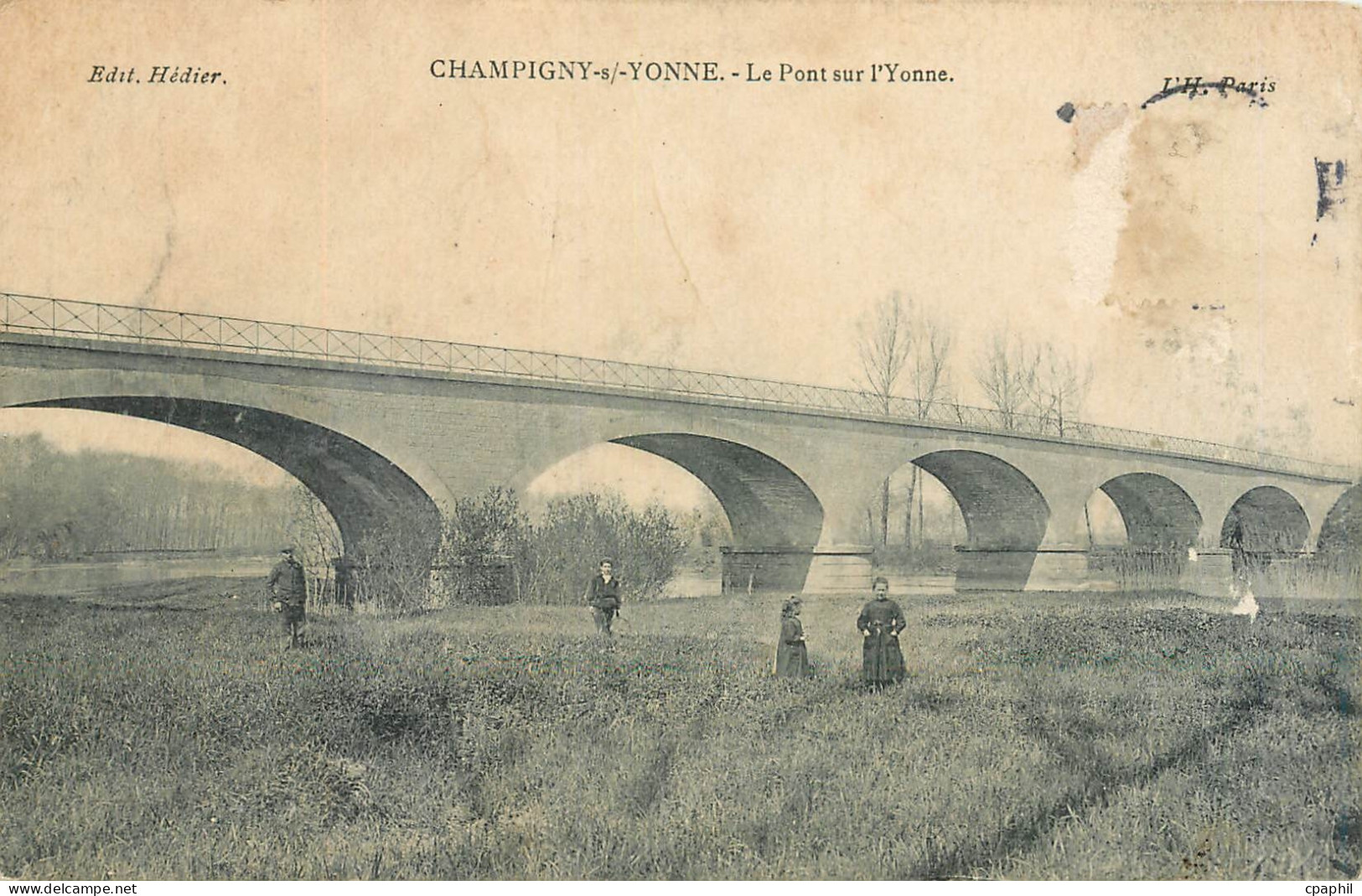 CPA Champigny Yonne Le Pont sur l'Yonne