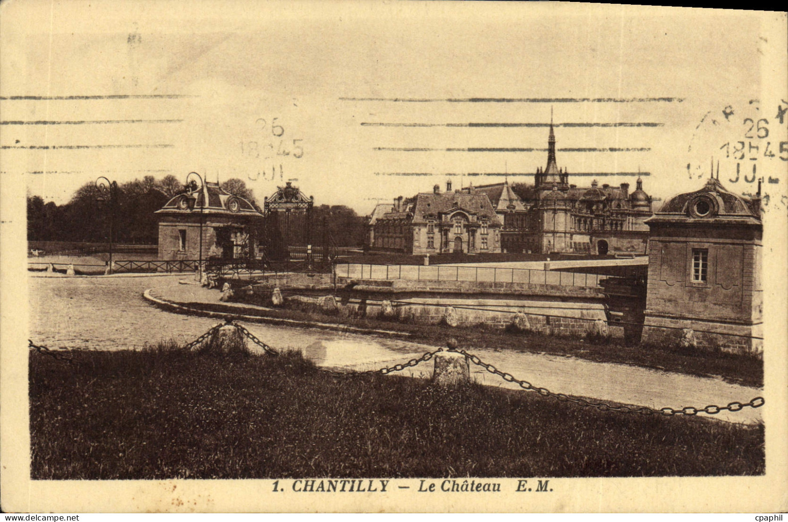 CPA Chantilly Le Chateau