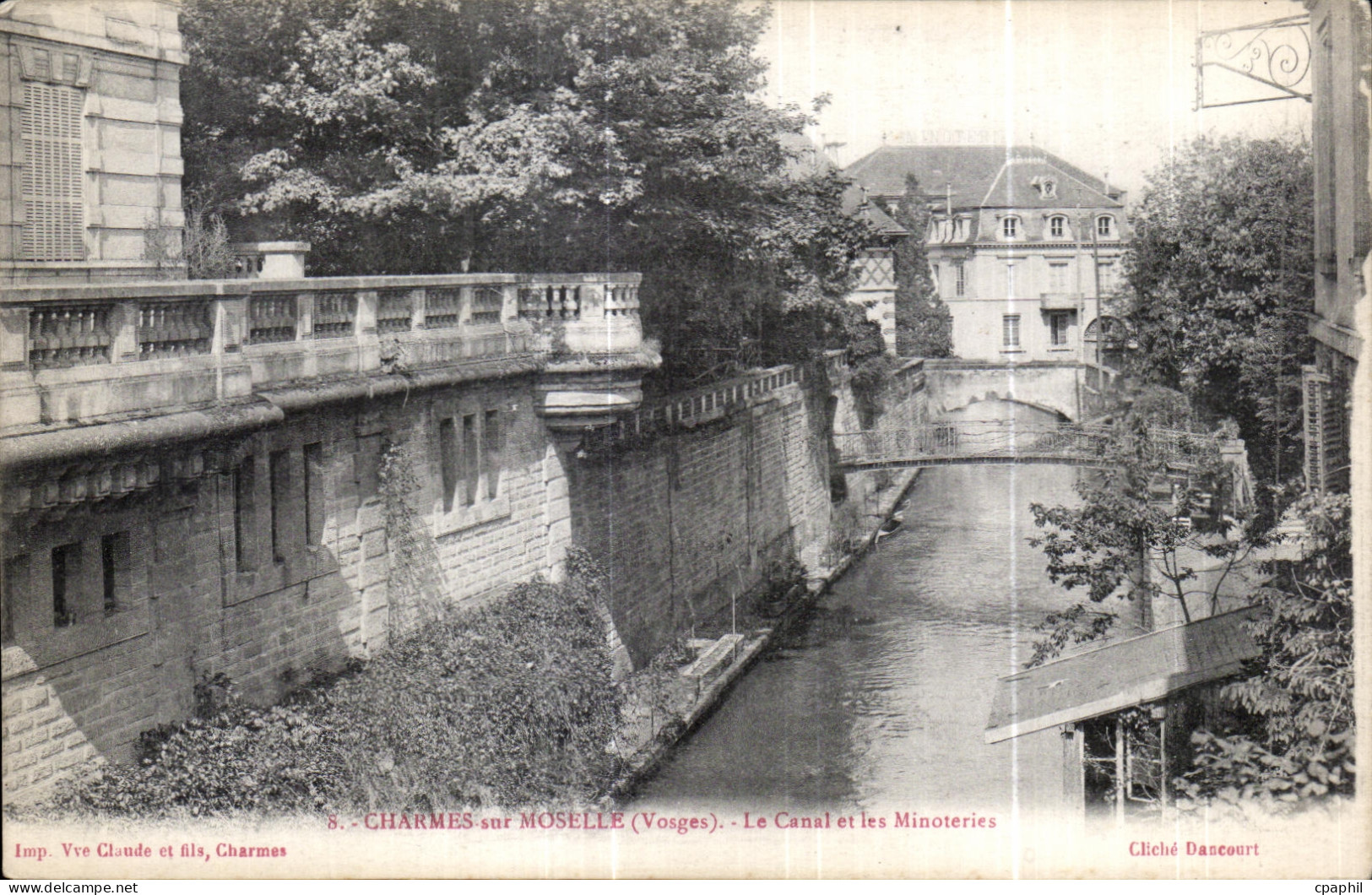 CPA Charmes sur Mosselle Le Canal et les Minoteries