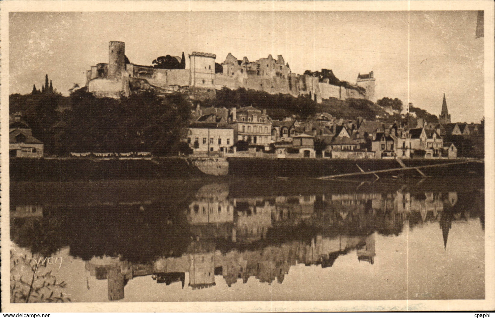 CPA Chateau de Chinon