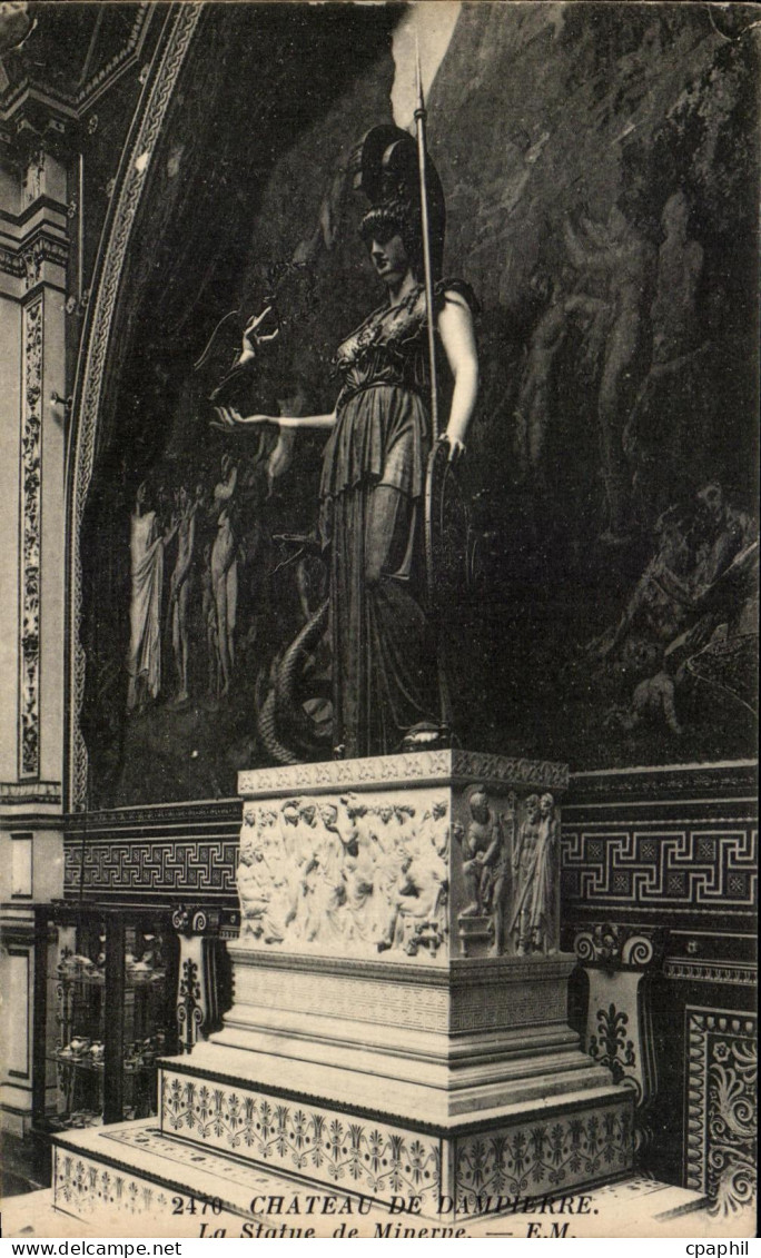 CPA Chateau de Dampierre La Statue de Minerve