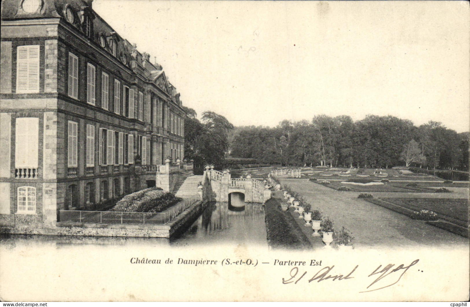CPA Chateau de Dampierre Parterre Est