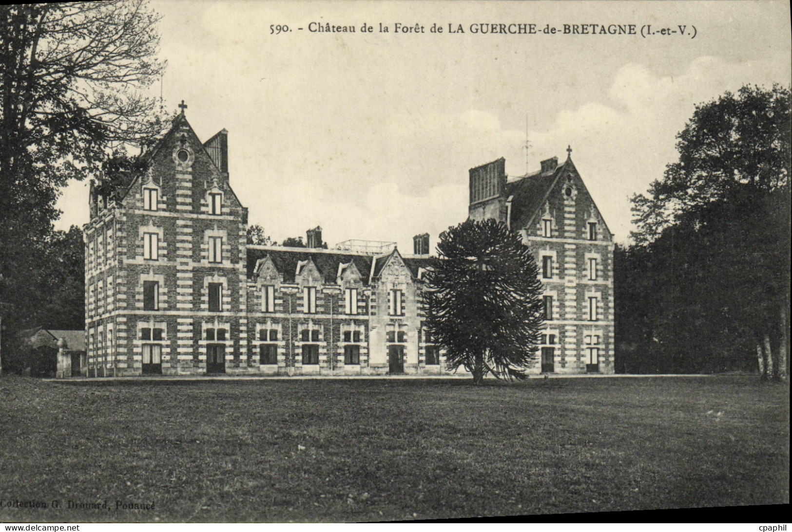 CPA Chateau de la Foret de La Guerche de Bretagne