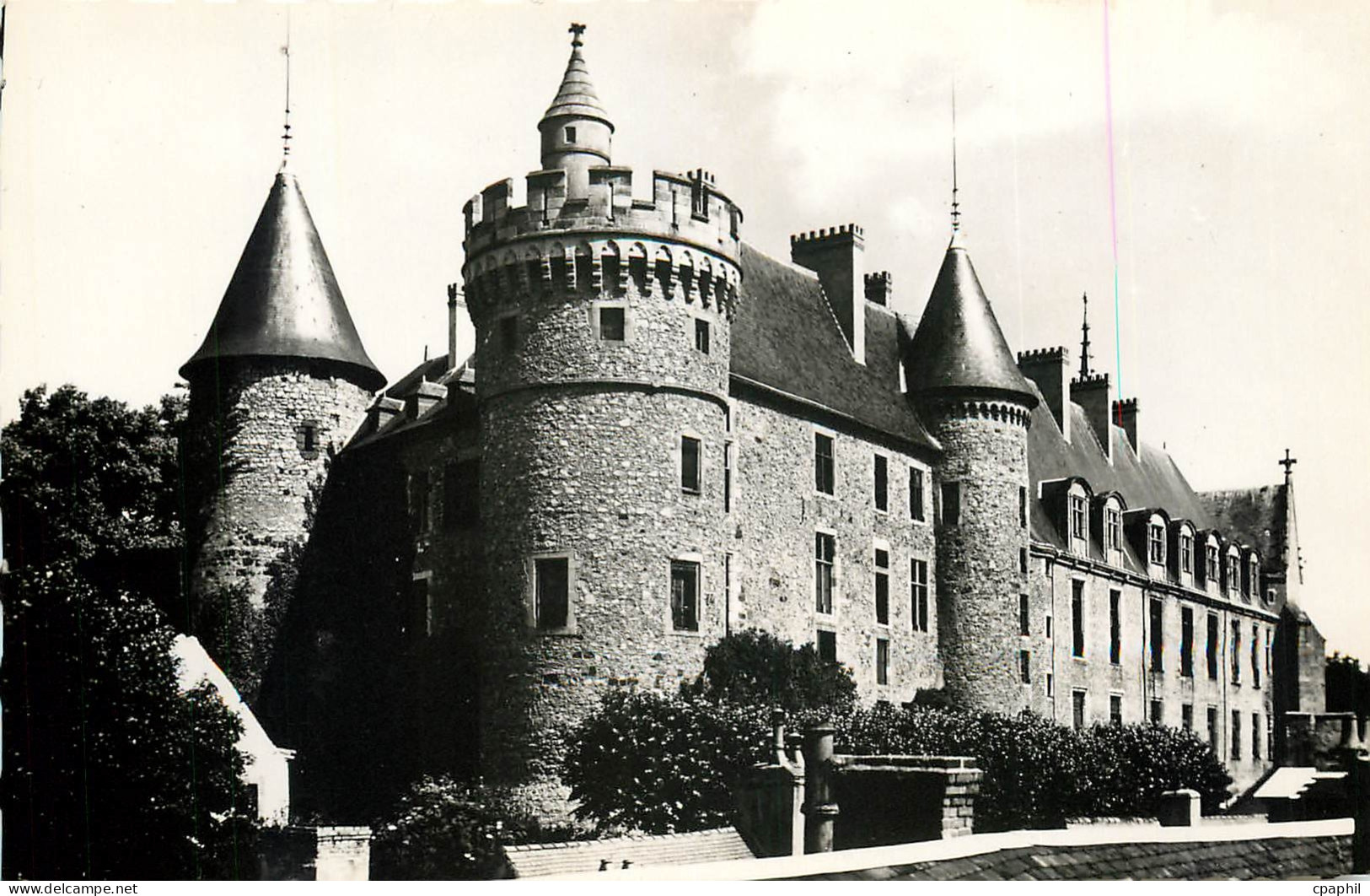 CPA Chateau de Lapalisse