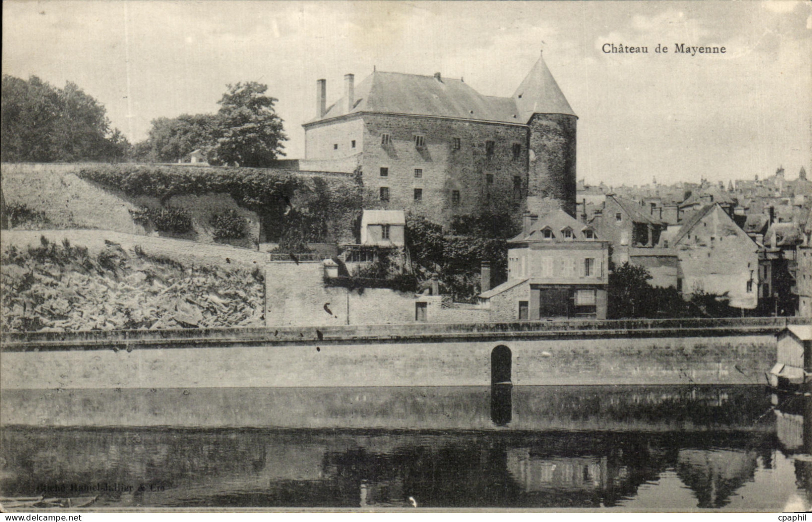CPA Chateau de Mayenne