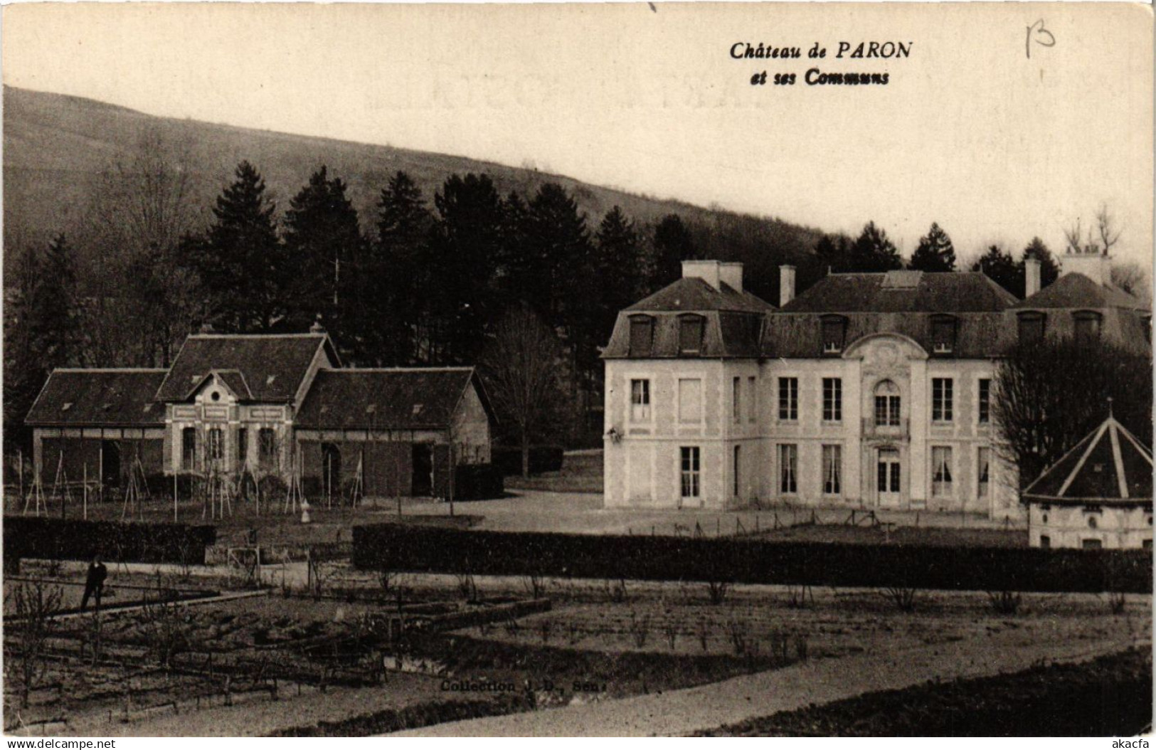 CPA Chateau de Paron et ses Communs (658652)