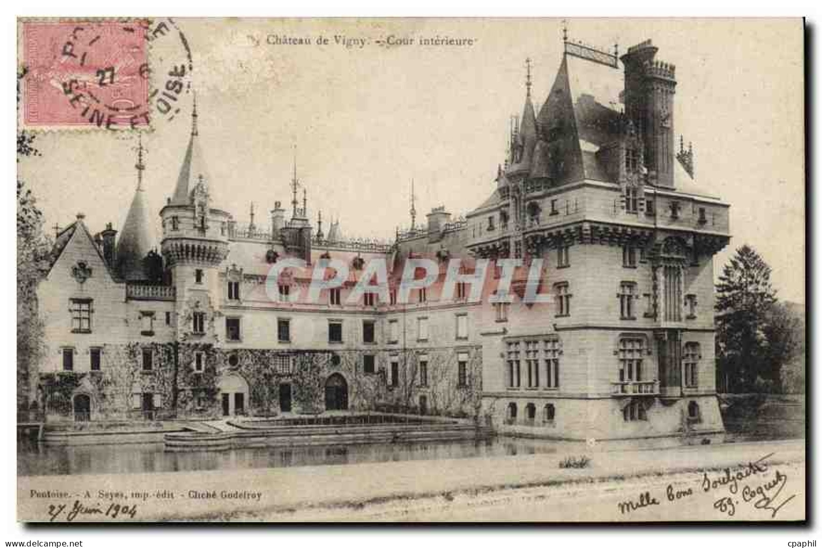 CPA Chateau de Vigny cour interieure