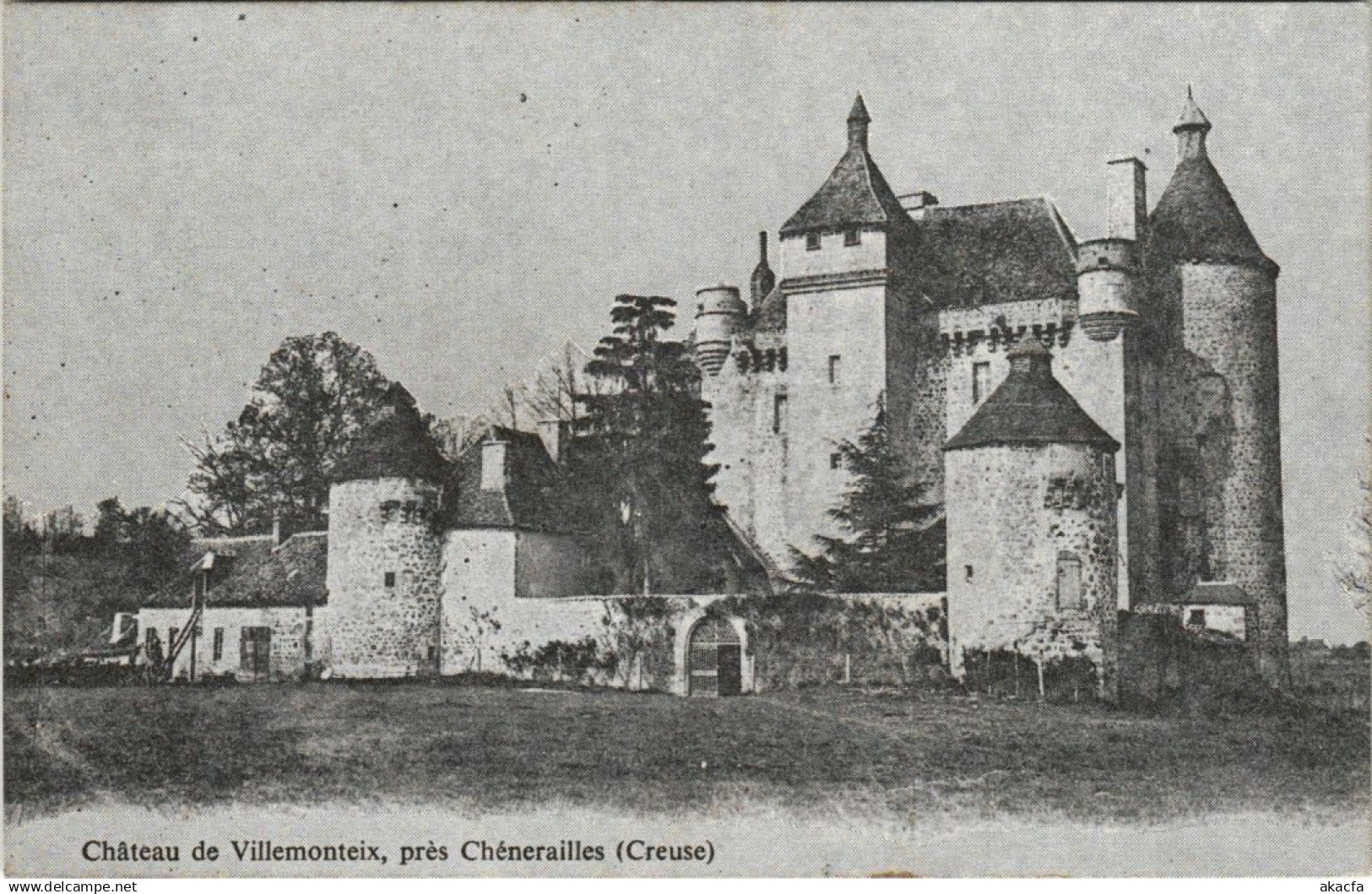 CPA Chateau de Villemonteix pres Chenerailles (1143827)
