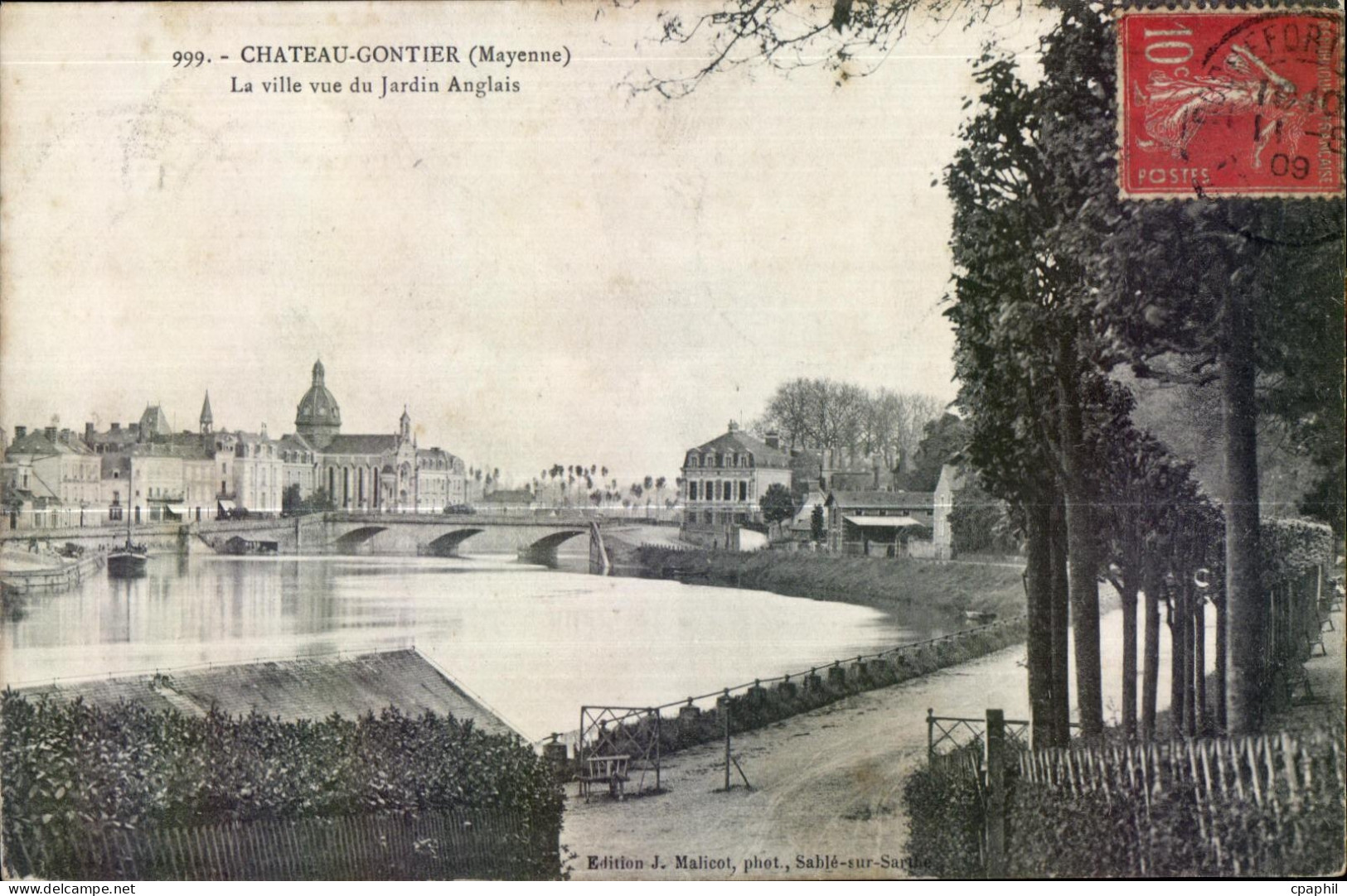 CPA Chateau Gontier (Mayenne) La Ville Vue du Jardin Anglais