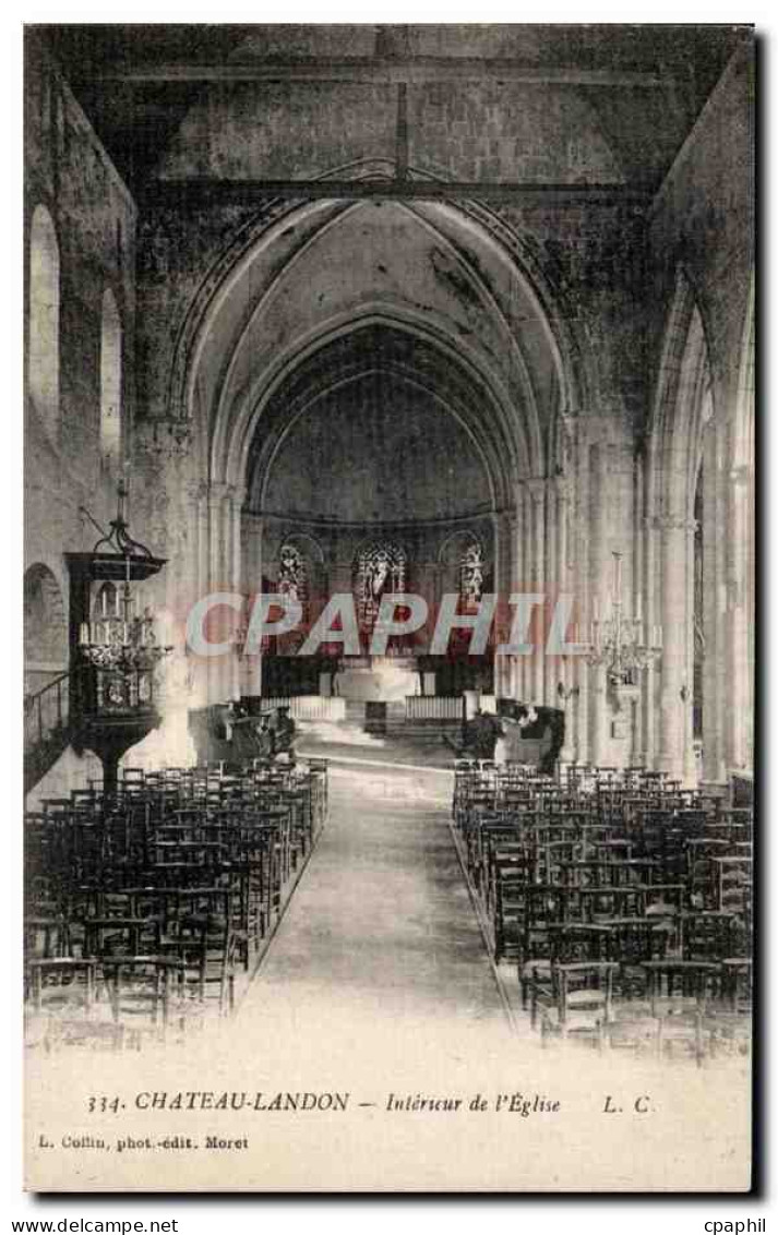 CPA Chateau Landon Interieur de l'Eglise