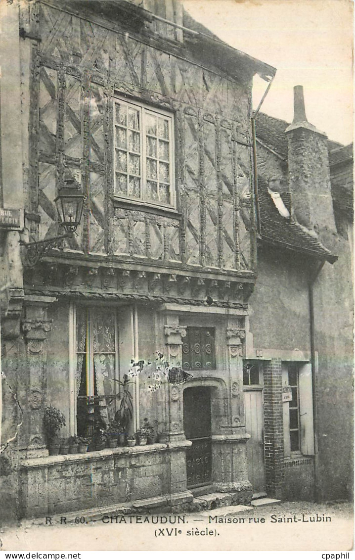 CPA Chateaudun Maison rue Saint Lubin