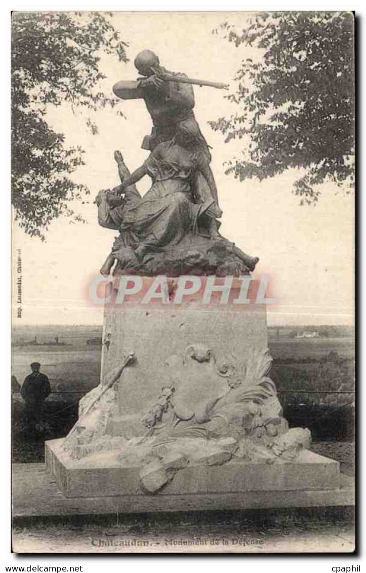 CPA Chateaudun Monument de la Defense