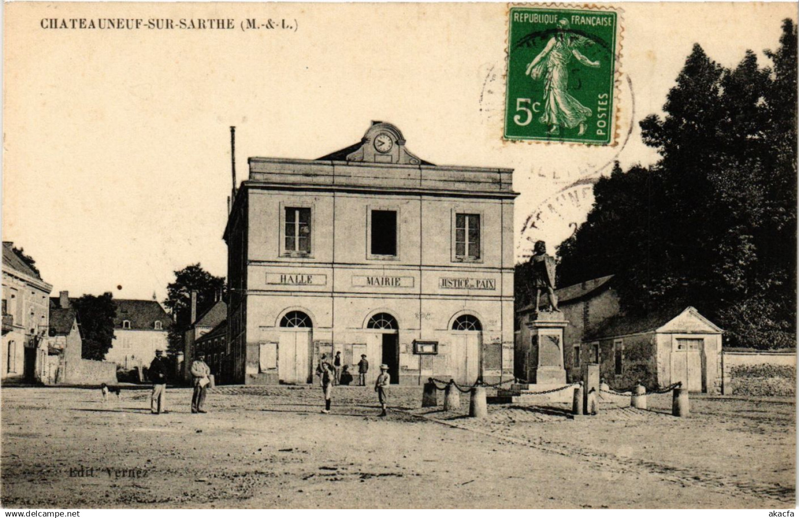 CPA CHATEAUNEUF-sur-SARTHE (M.-&-L.) (296780)