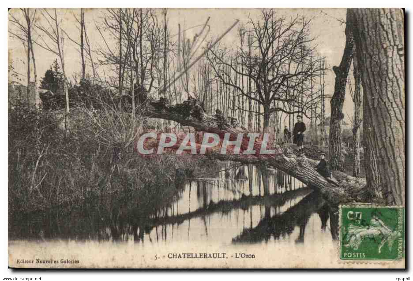 CPA Chatellerault L Ozon