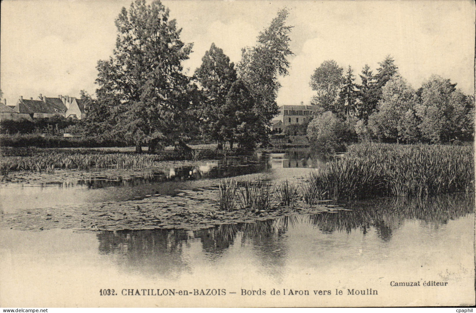CPA Chatillon en Bazois Bords de l'Aron Vers le moulin