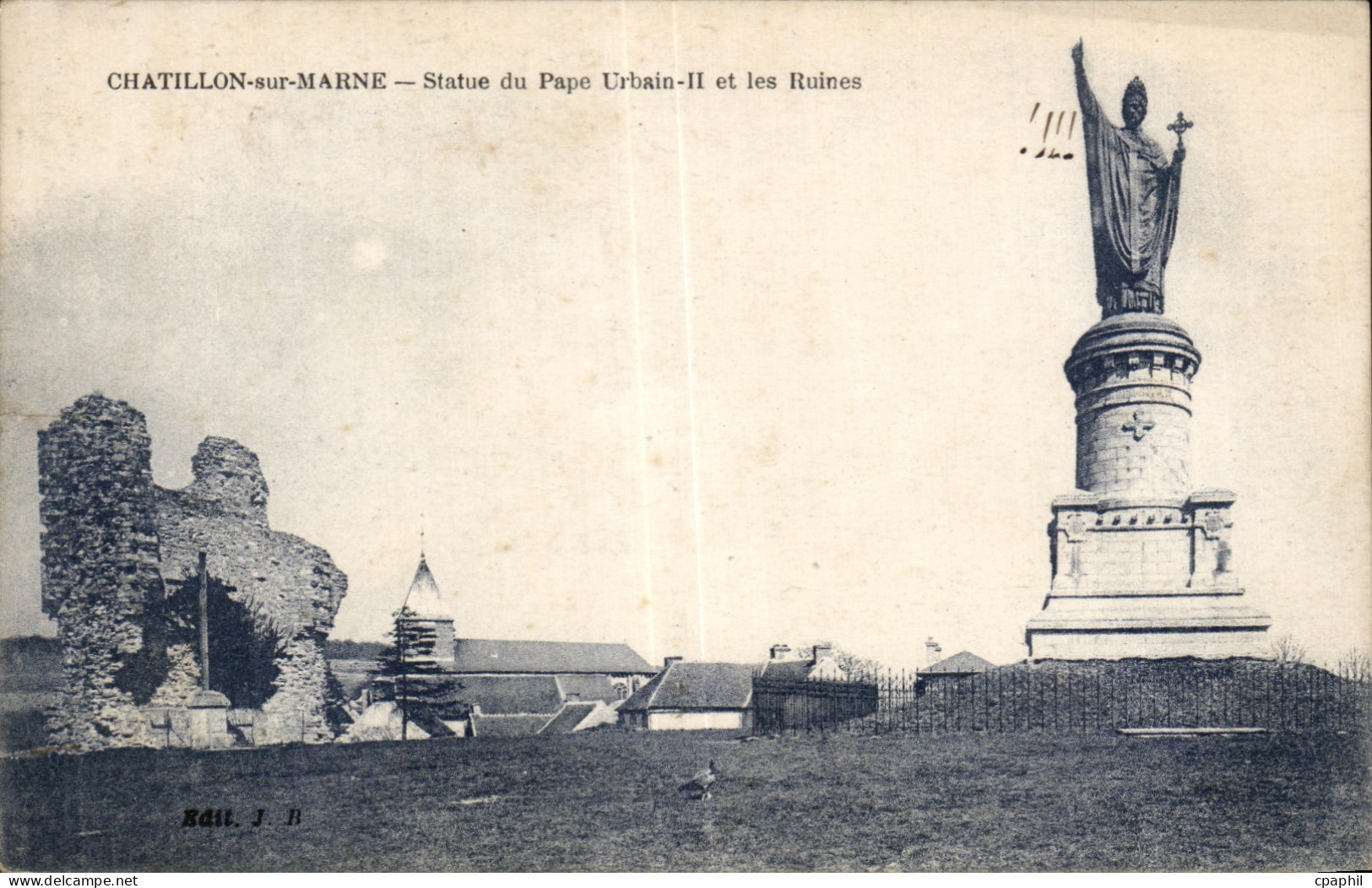 CPA Chatillon sur Marne Statue du pape Urbain II et les ruines