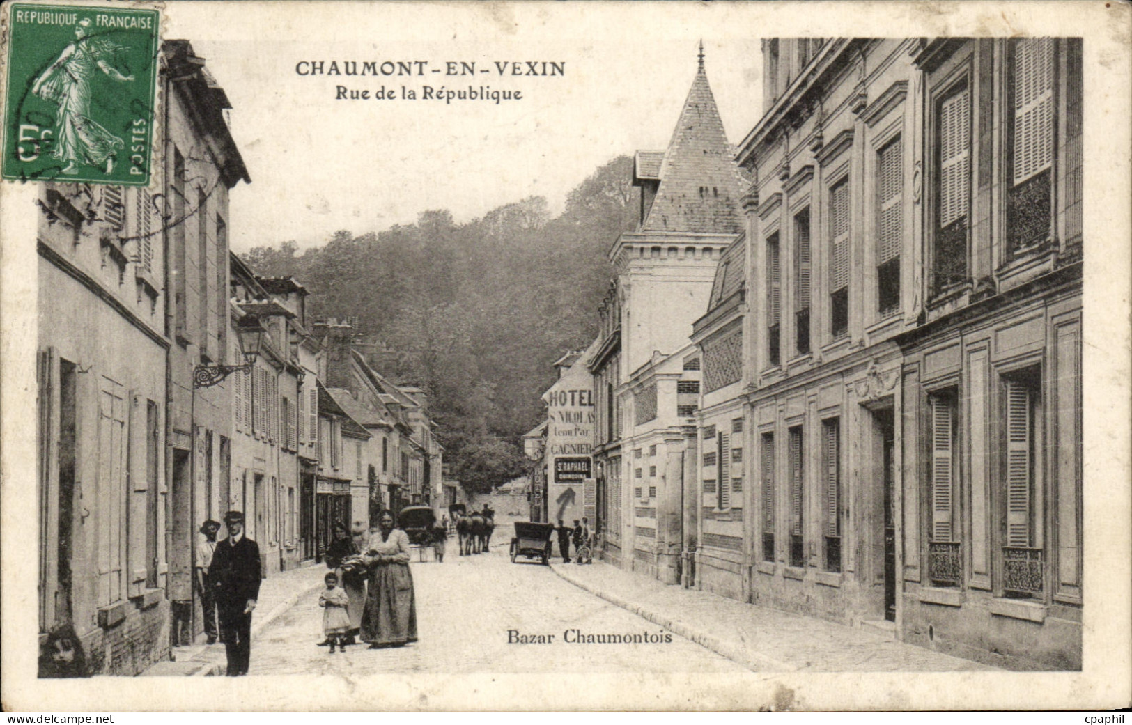 CPA Chaumont En Vexin Rue de la Republique