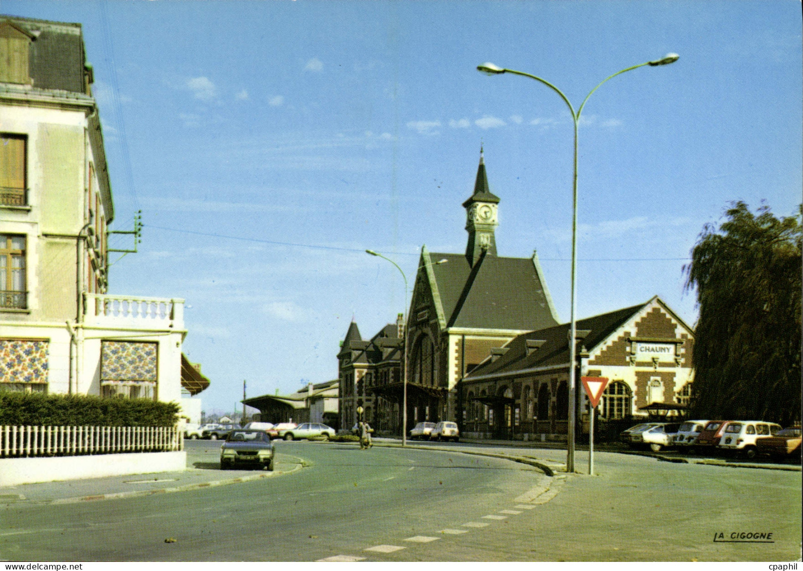 CPA Chauny Aisne la Gare