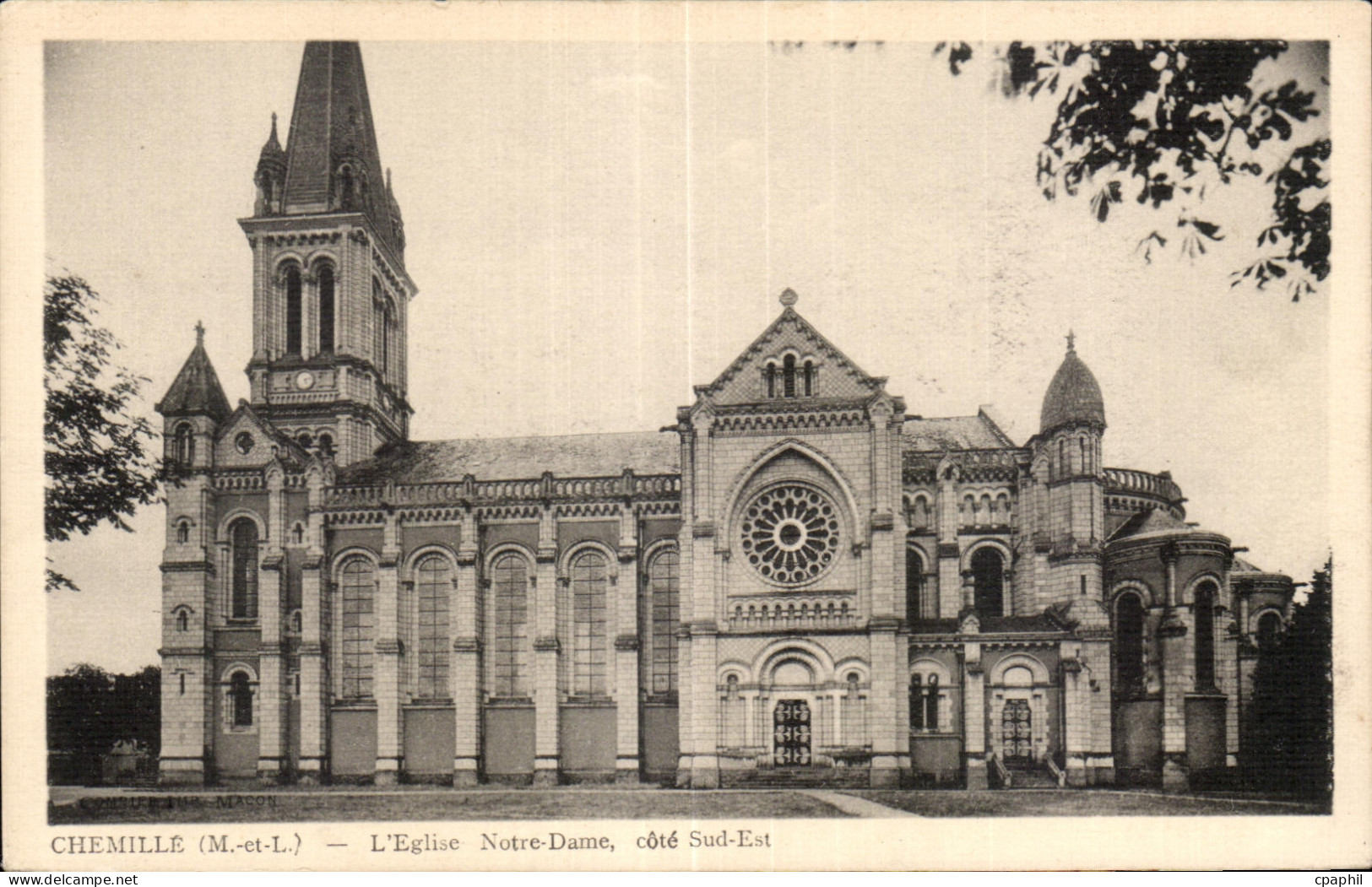 CPA Chemille M et L l Eglise Notre Dame