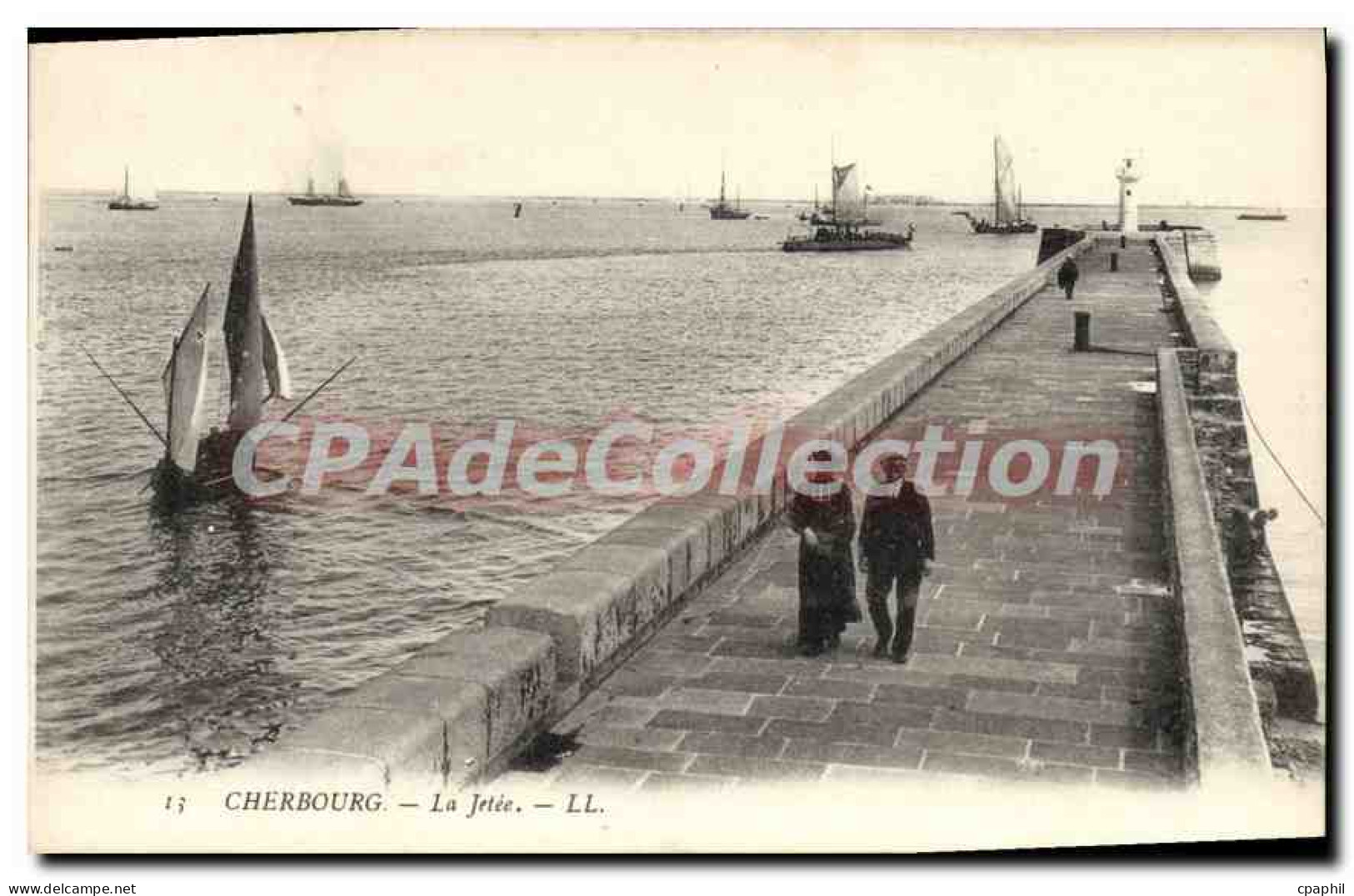 CPA Cherbourg La Jetee
