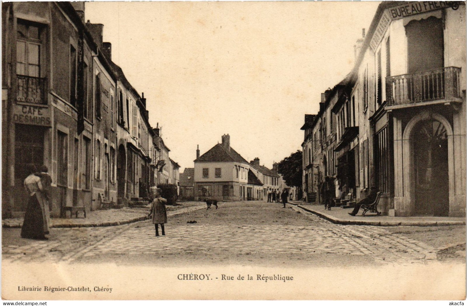 CPA Cheroy Rue de la Republique FRANCE (1451819)