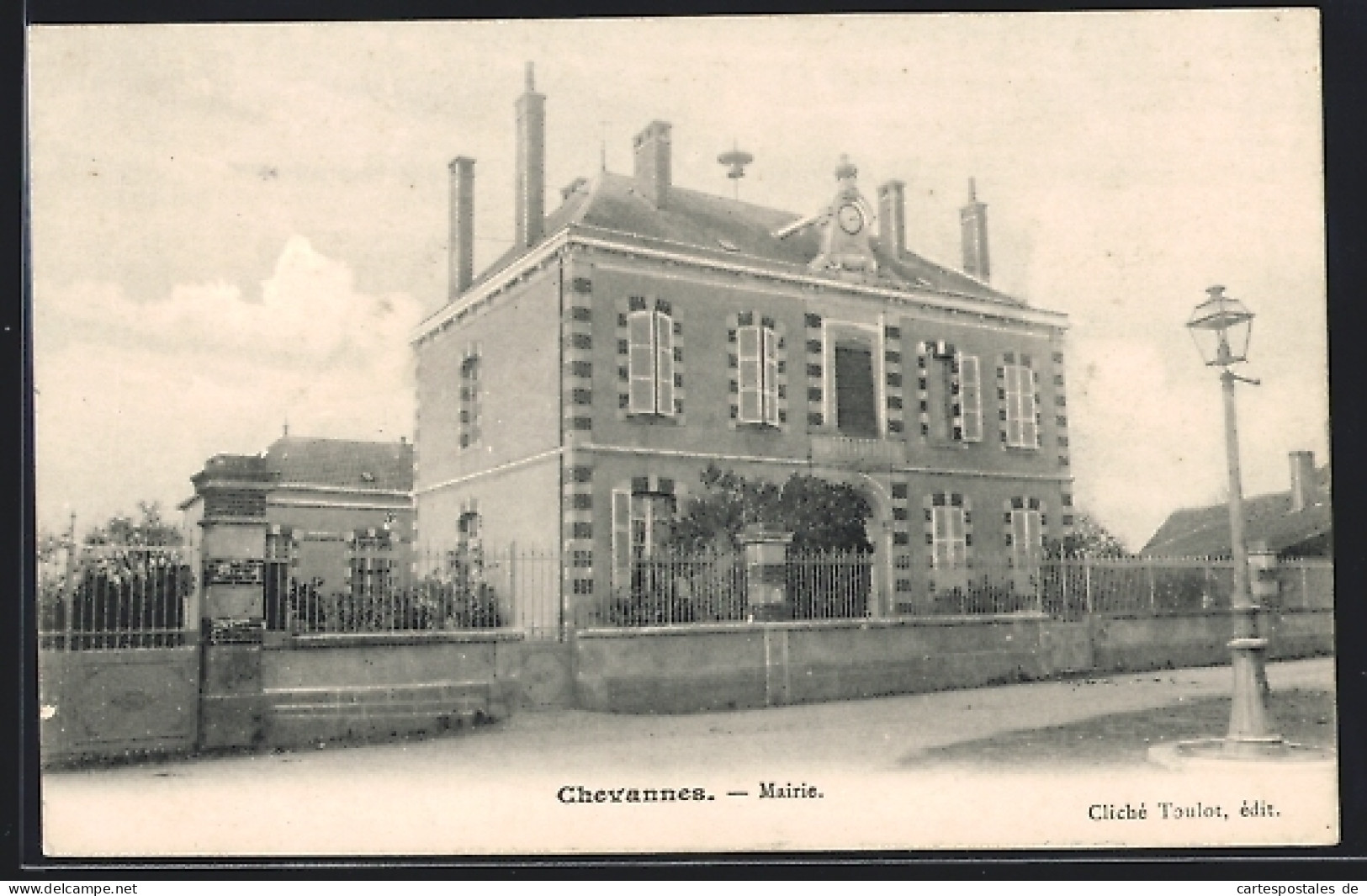 CPA Chevannes, Mairie