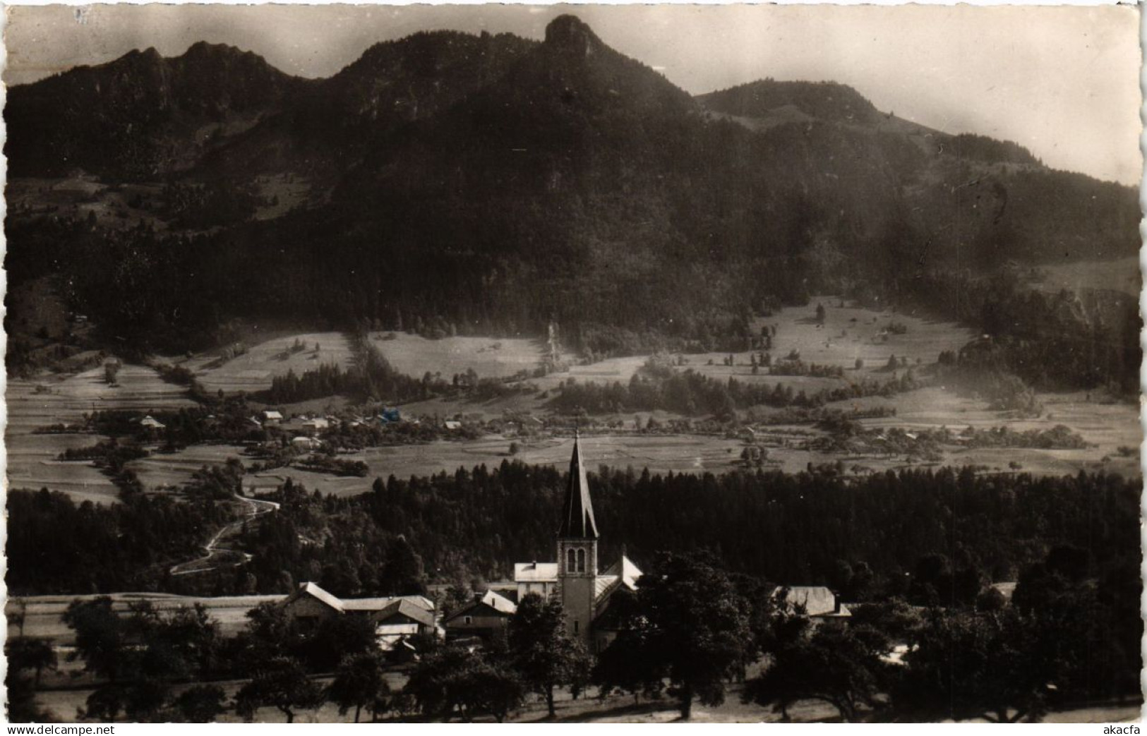 CPA Chevenoz alt 810m Vue générale au fond le Fion (248048)